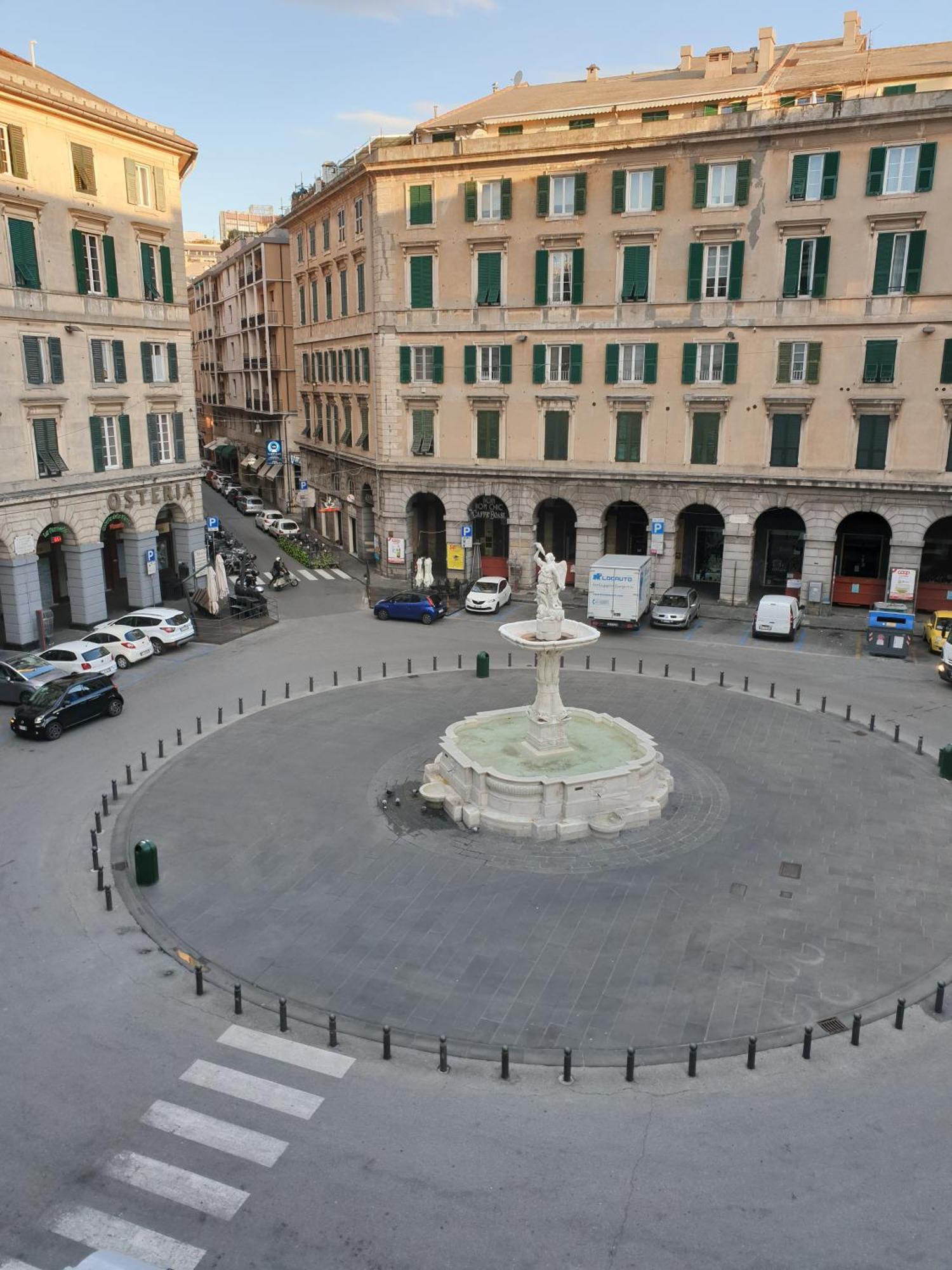Ricci Rooms Genoa Exterior photo